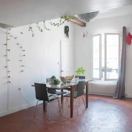 Charming Apt Near Bastille Apartment Paris